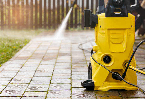 Best Animal Enclosure Cleaning  in Hillcrest Heights, MD